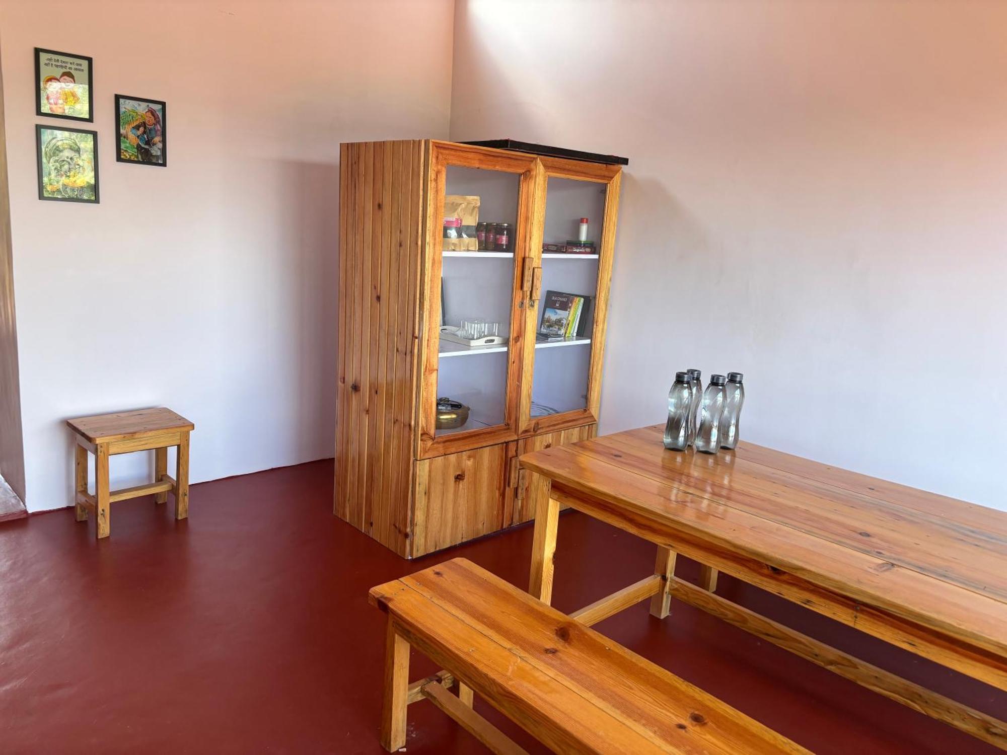Brook Cottage Champawat Buitenkant foto