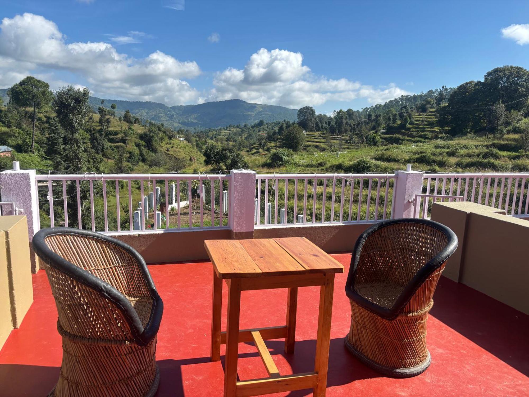 Brook Cottage Champawat Buitenkant foto